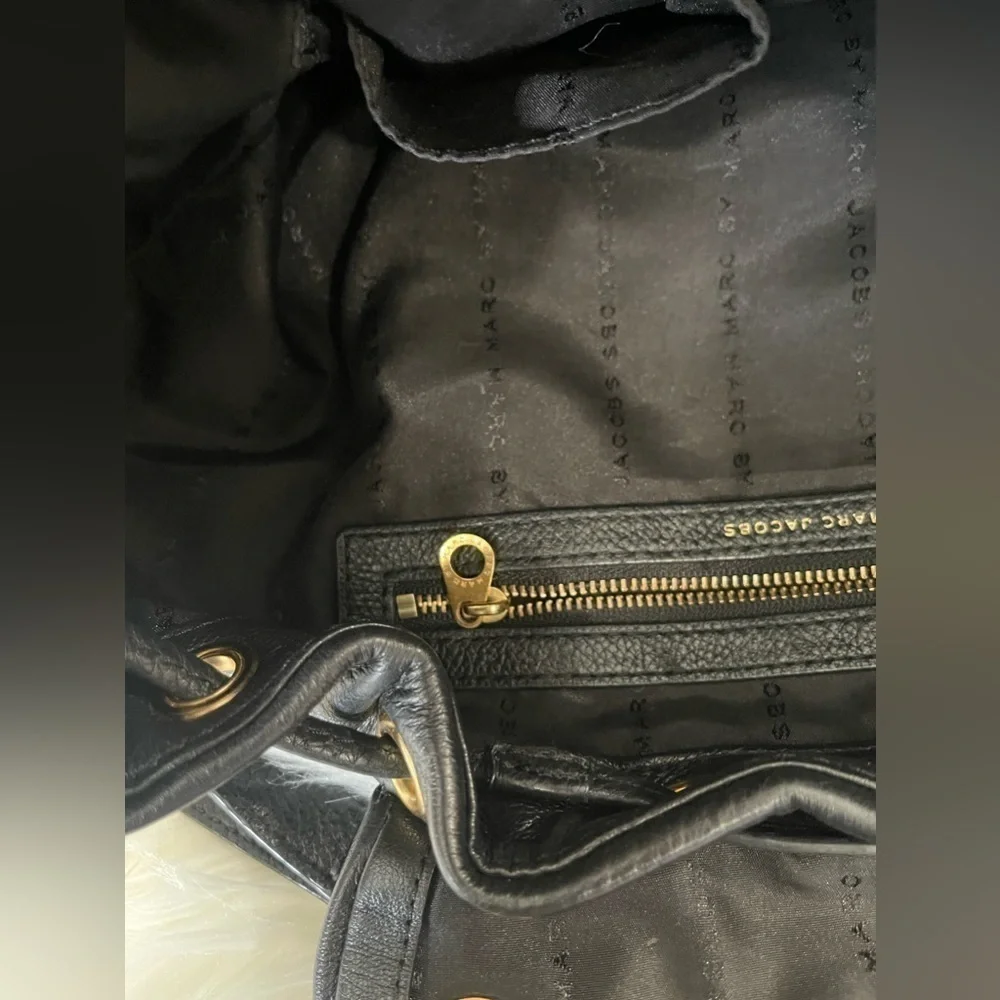 Marc By Marc Jacobs leather backpag and wallet balck